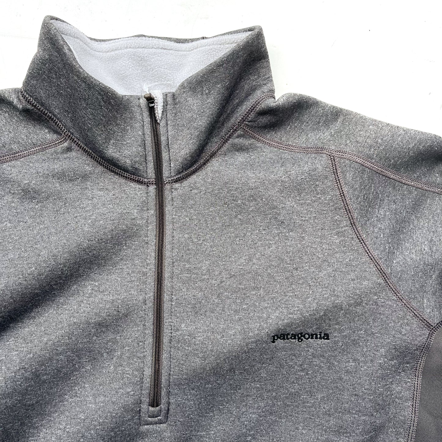 08's patagonia / M's Stretch Velocity Zip Neck (dead stock)