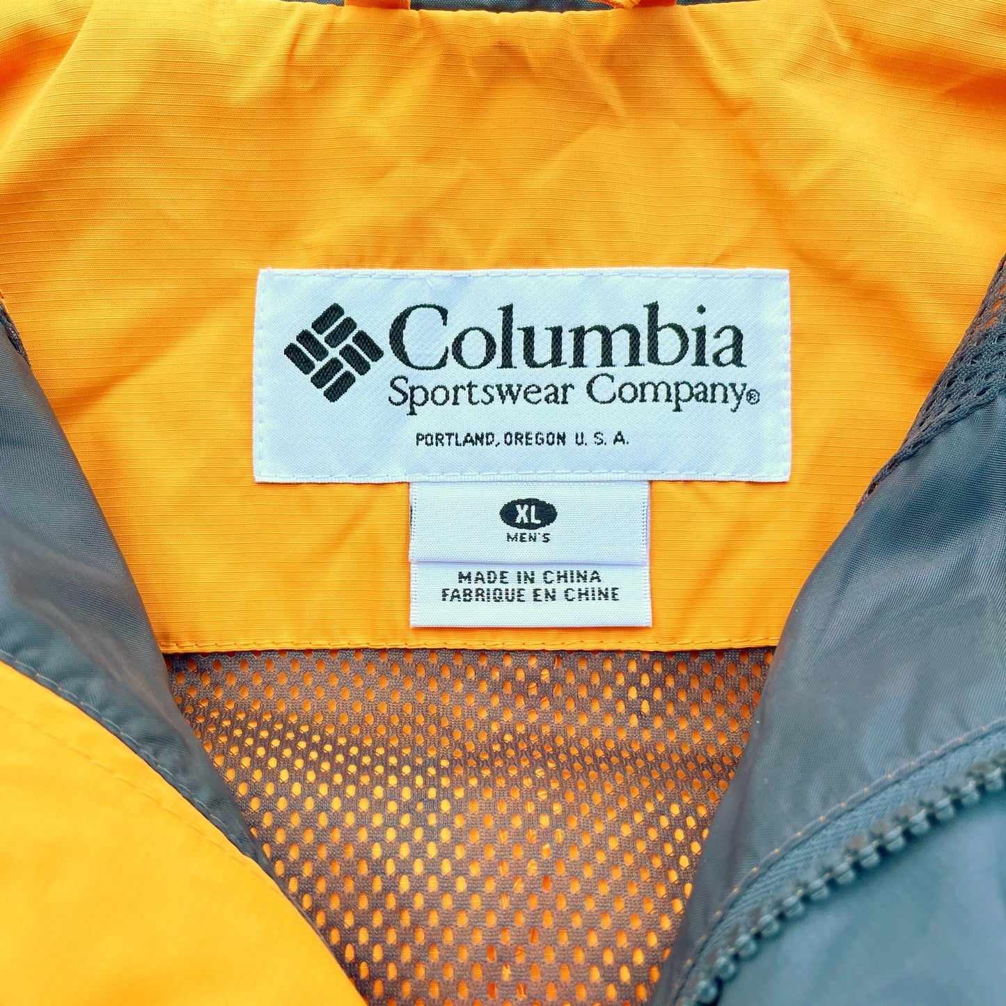 01's Columbia / Muntain Parka (used)