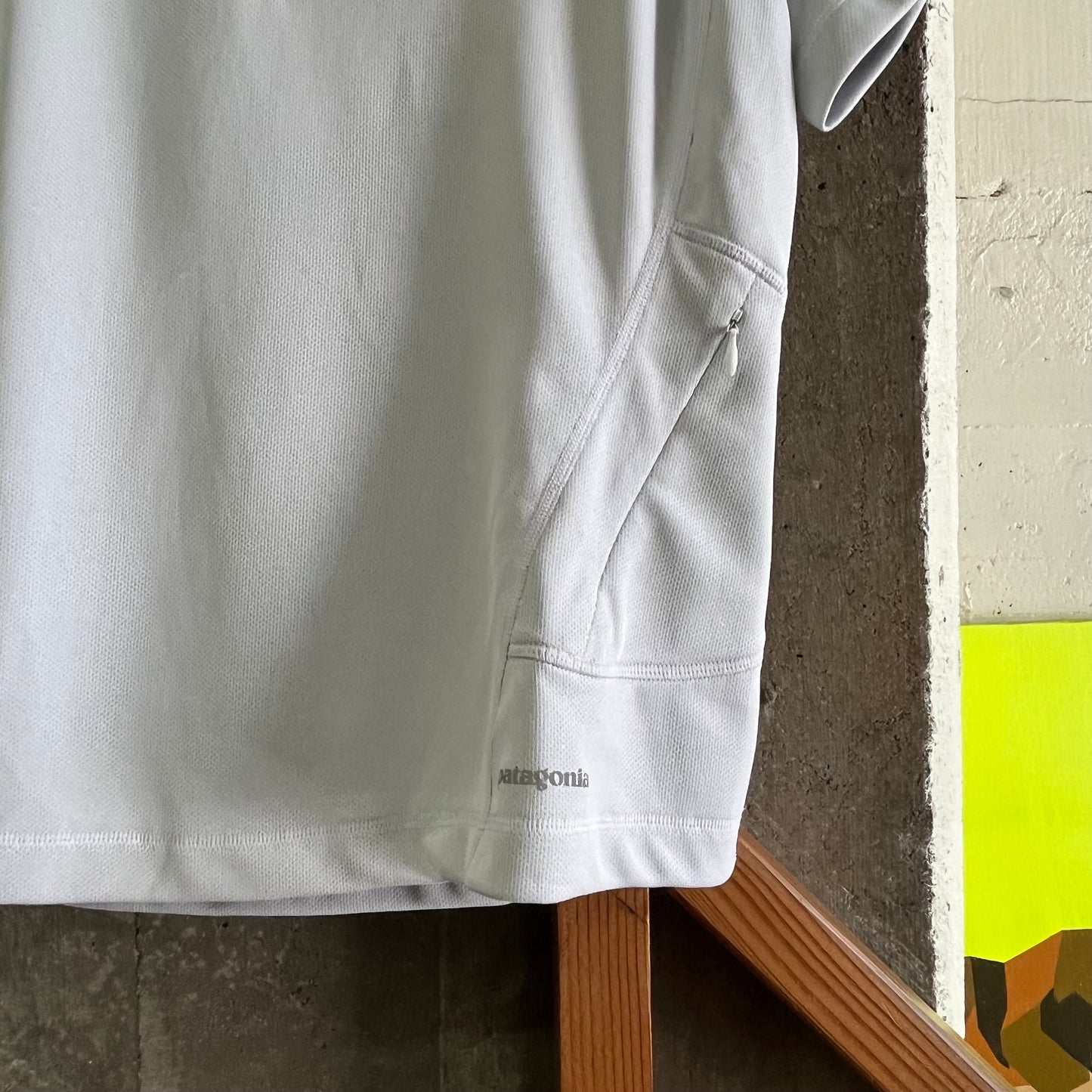 08's patagonia / M'S RUNSHADE TOP (used)