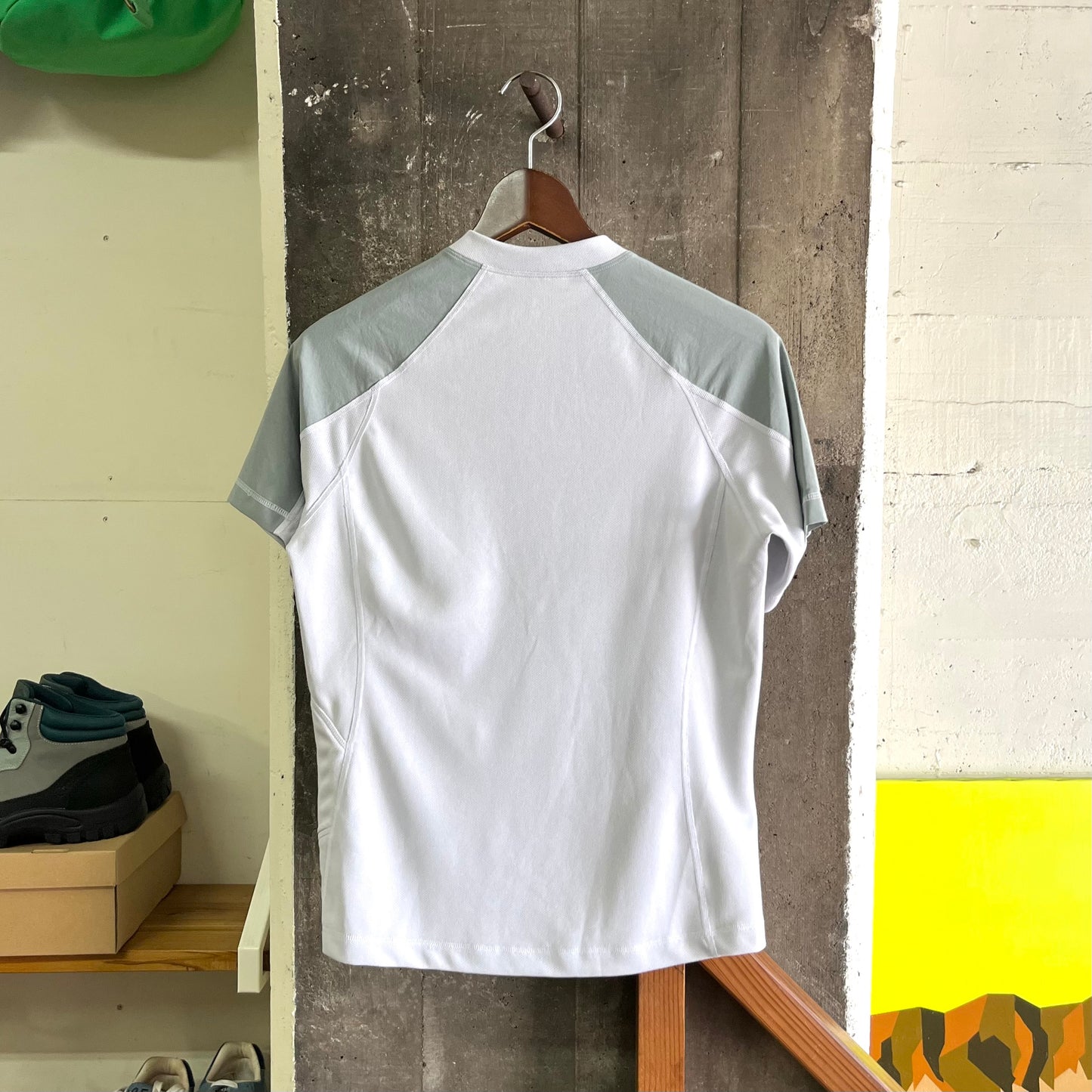 08's patagonia / M'S RUNSHADE TOP (used)