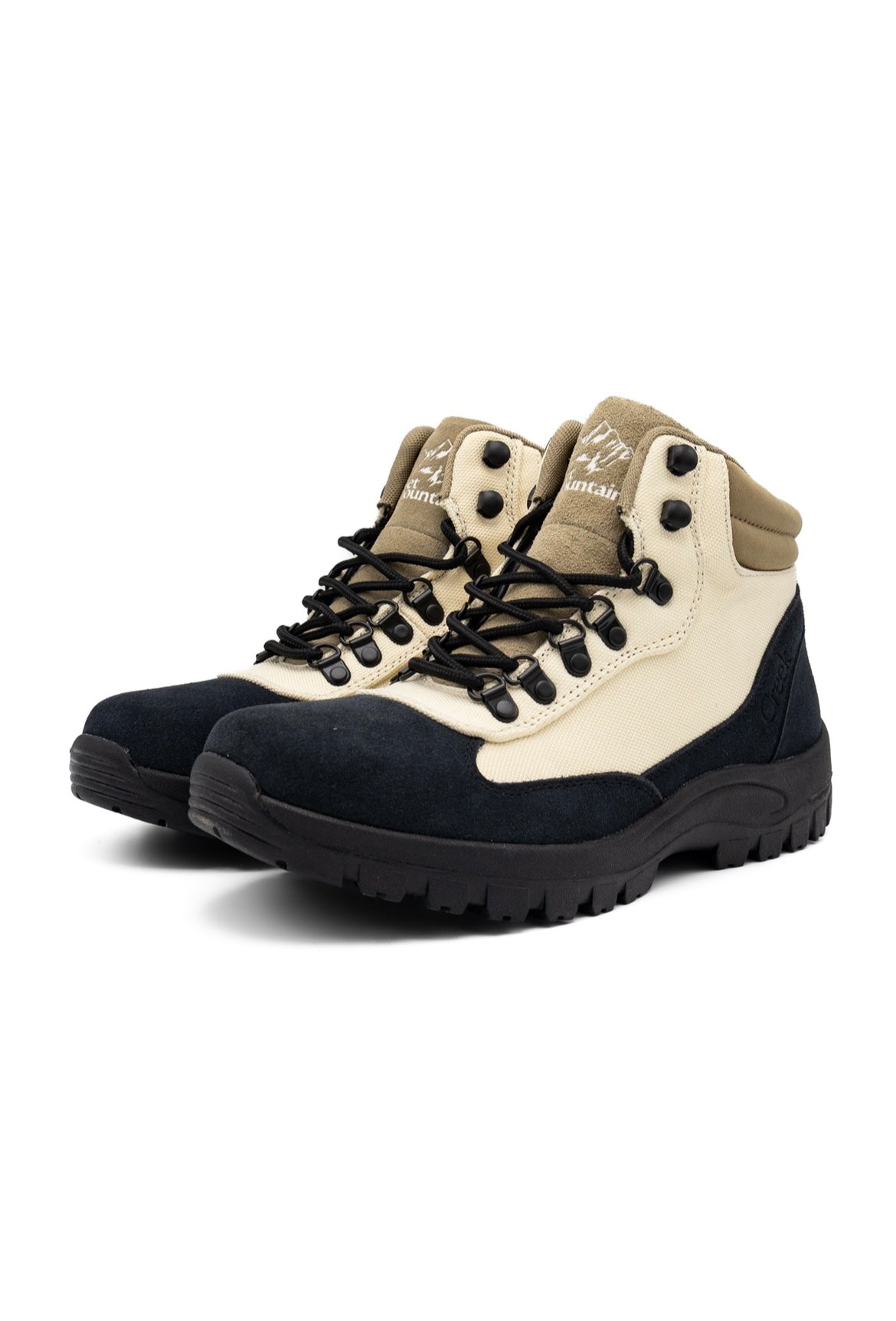 靴 Creek Angler's Device Ontario Creek Angler's Device / 